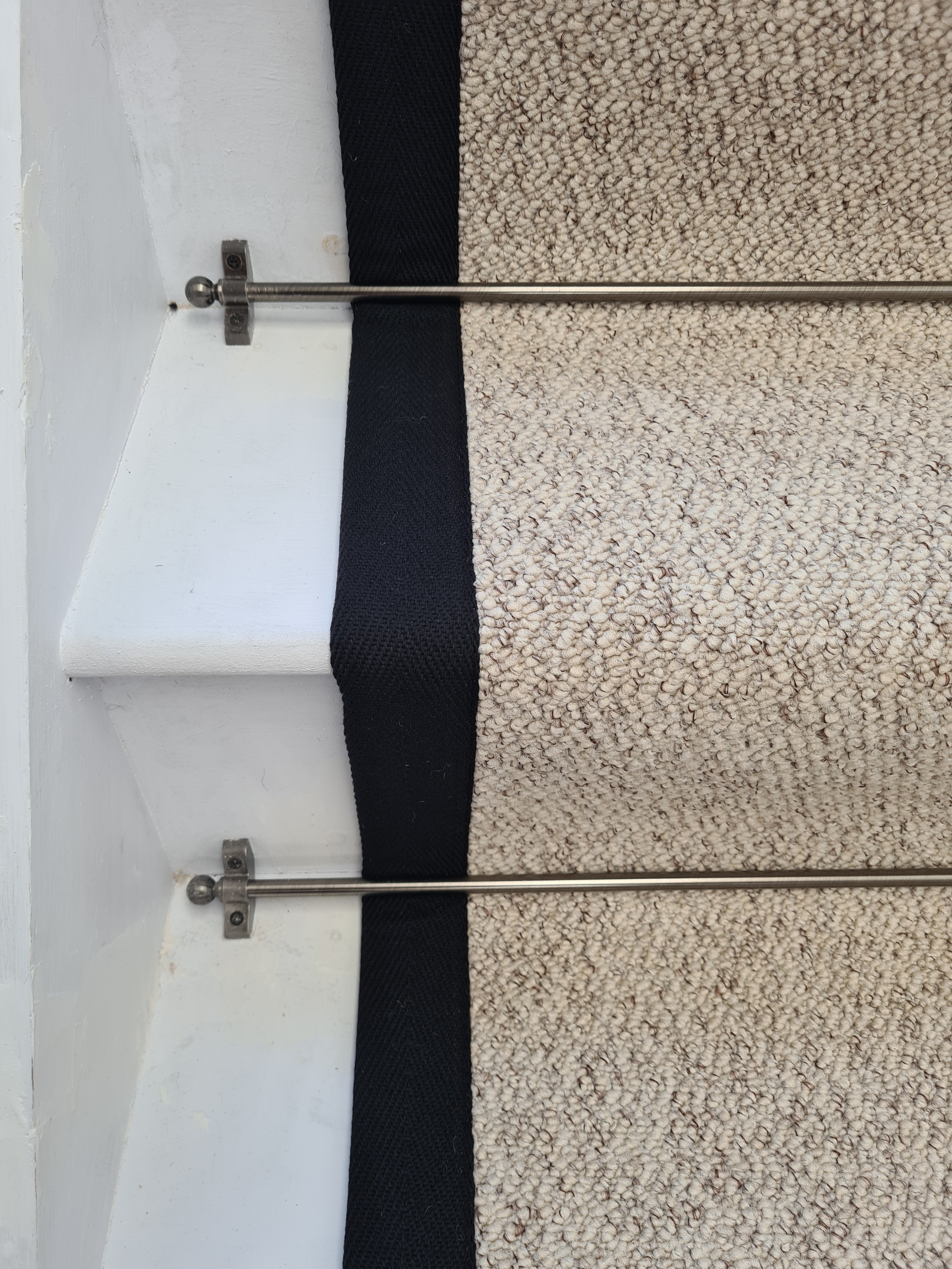 High Quality Beige Berber Weave Stair Runner With 100% Cotton Black Border - Rainbow Home